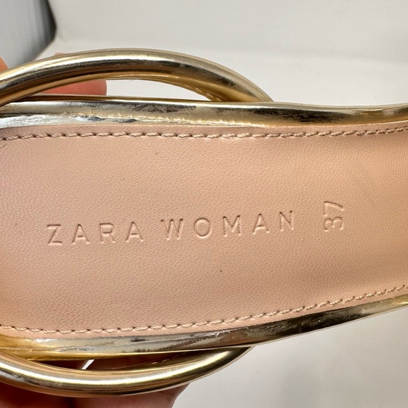 Zara Woman Gold High Heel - Picture 15 of 16